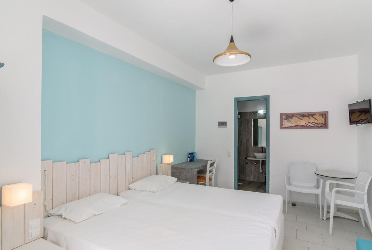 Iris Boutique Hotel Kamári Exteriör bild